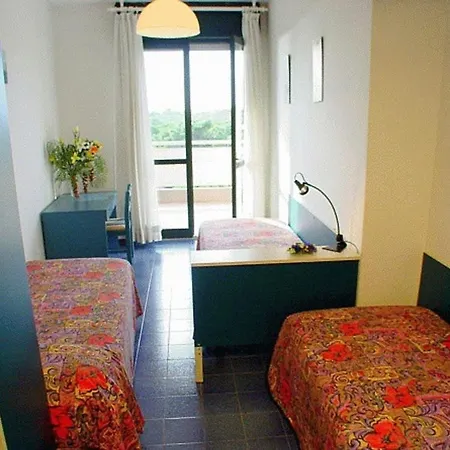 Apartamento Practical Flat With Communal Garden And Pools In Lignano Lignano Sabbiadoro